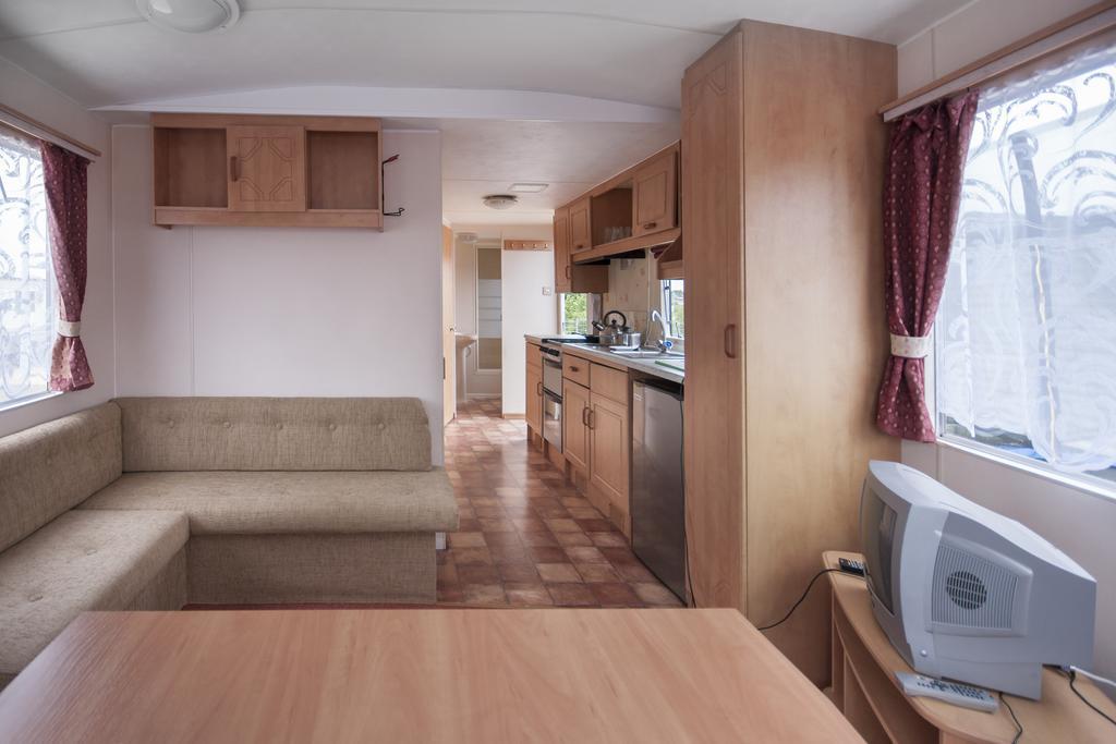 Cuma Camp Villa Sarbinowo Exterior foto