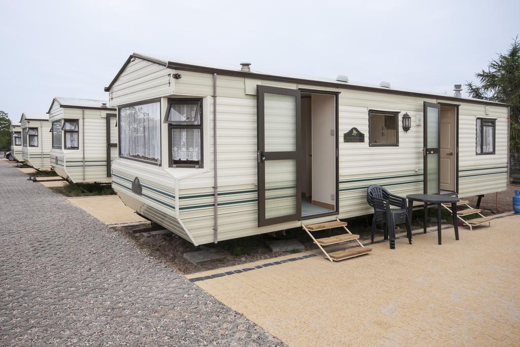 Cuma Camp Villa Sarbinowo Exterior foto