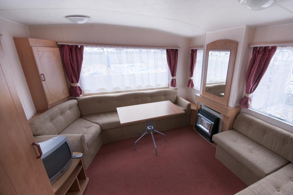 Cuma Camp Villa Sarbinowo Exterior foto