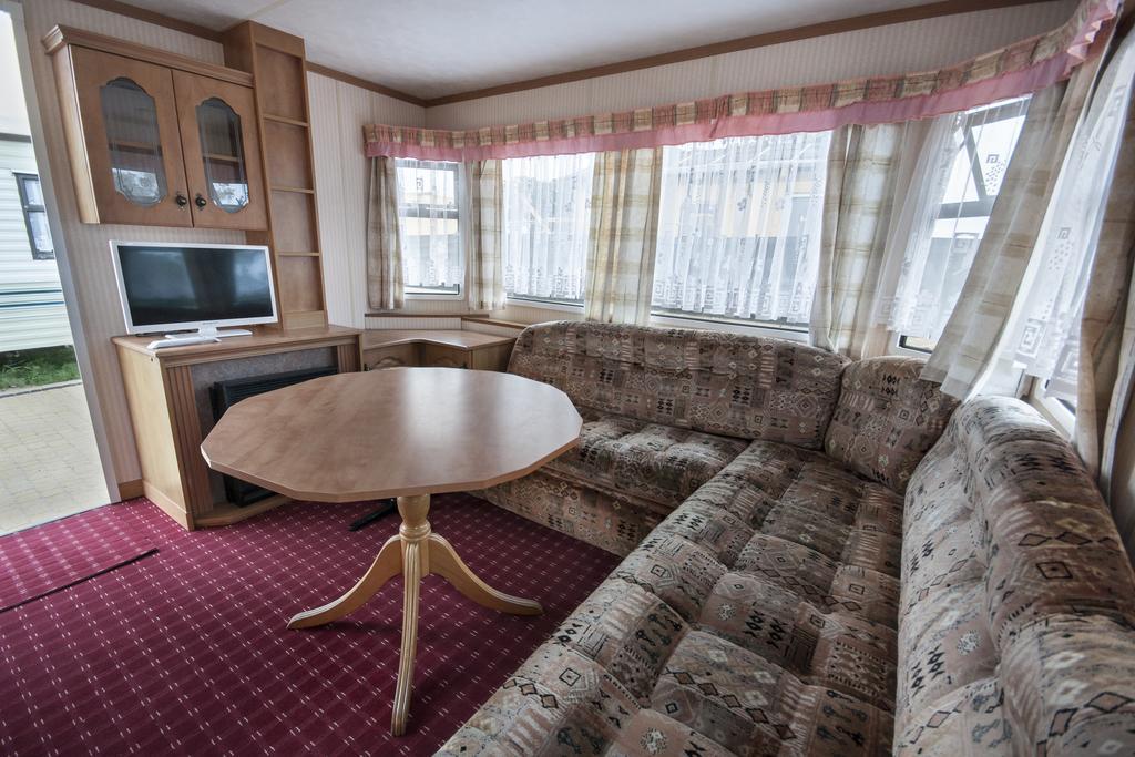 Cuma Camp Villa Sarbinowo Exterior foto