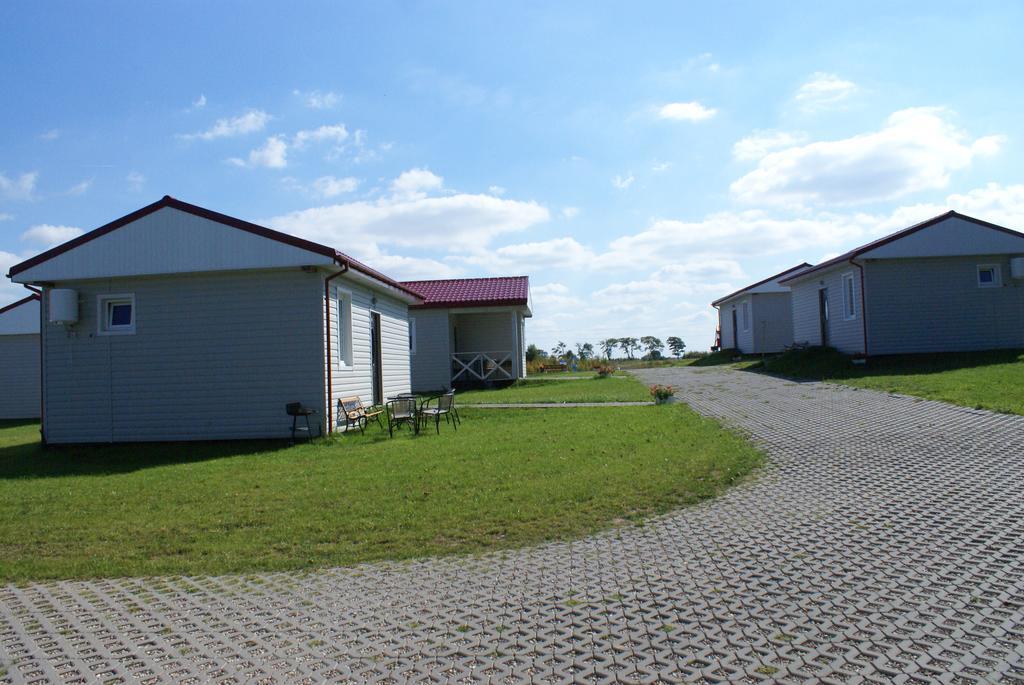 Cuma Camp Villa Sarbinowo Exterior foto