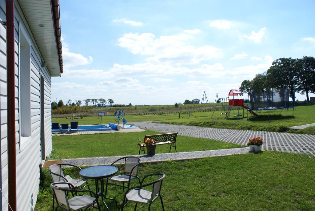 Cuma Camp Villa Sarbinowo Exterior foto