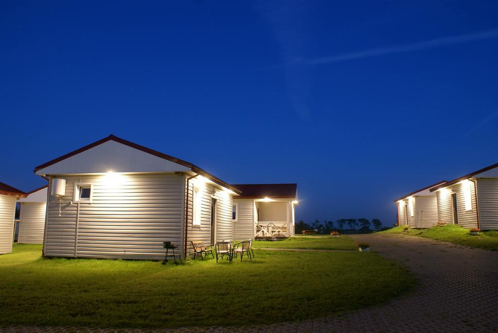Cuma Camp Villa Sarbinowo Exterior foto